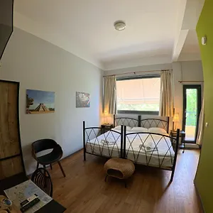 Pensión Rentrooms, Tesalónica